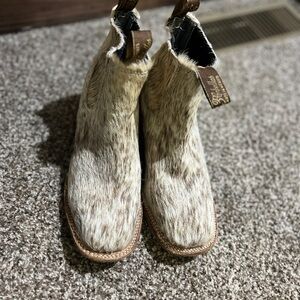 3 Tres Caballos Hair on Hide Boots